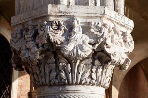 8768-doges-palace-venice-portico-capital