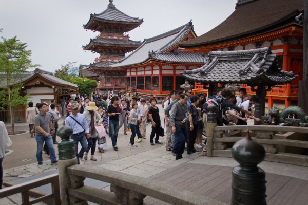 kiyomizudera_temple_kyoto