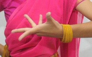 aeeb4-01_open_page_alapa_2296283f