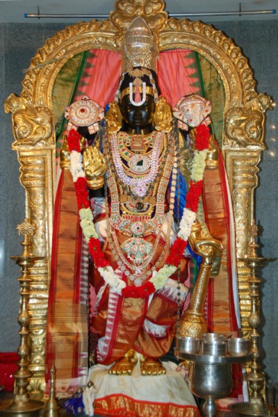 05Varadharaja400X600