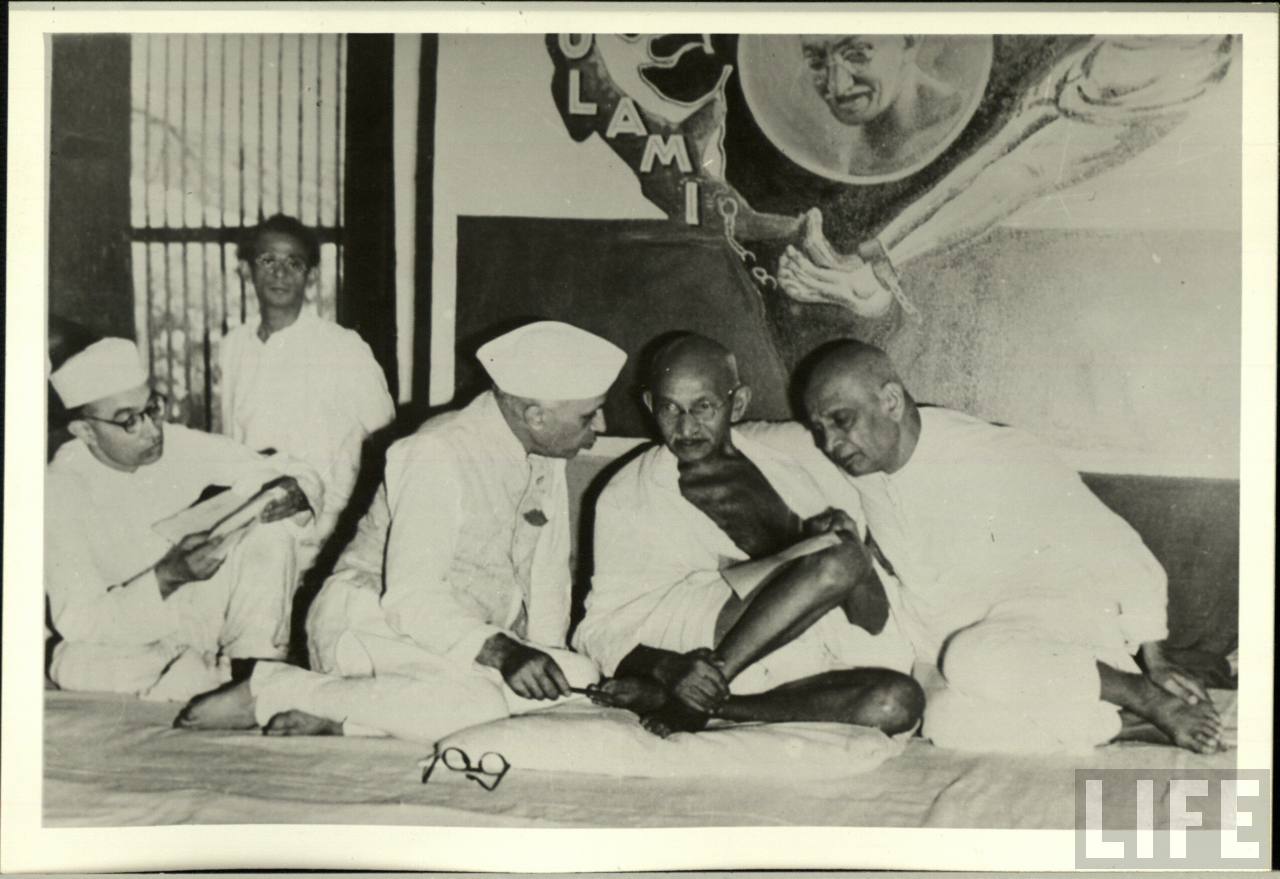 Jawaharlal-Nehru-Mahatma-Gandhi-and-Sardar-
