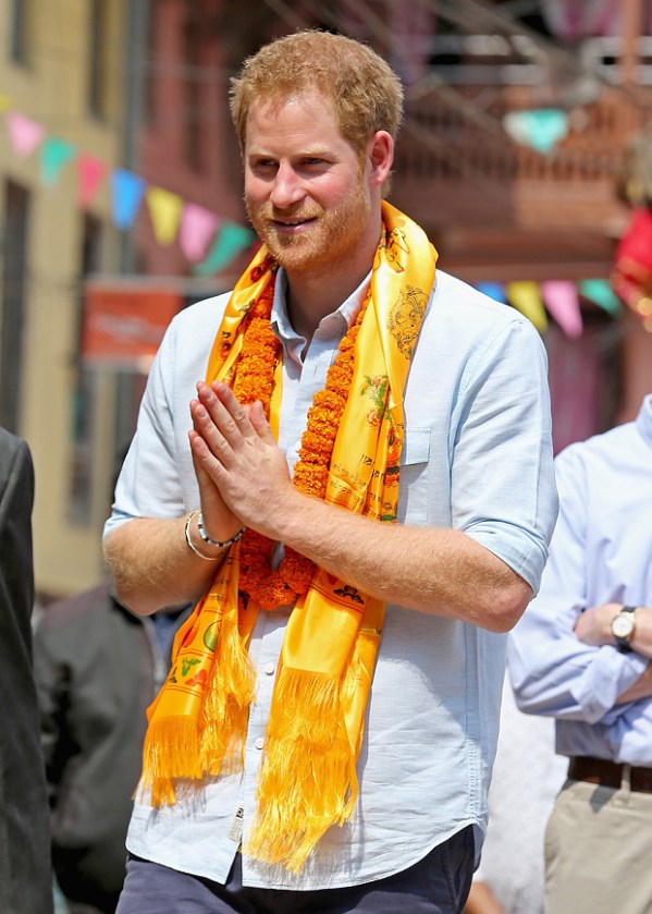 prince-harry-nepal_3597889b