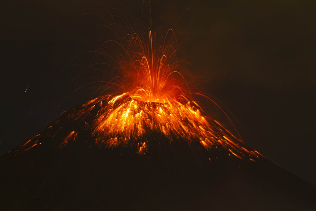 Tungurahua-volcano-