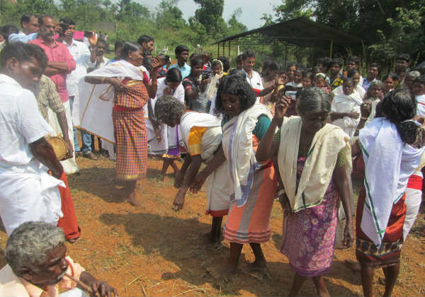 kudalur-adivadi-women